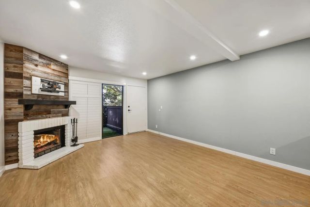 8362 Via Sonoma c, La Jolla, CA 92037