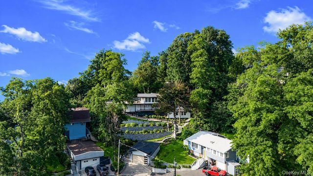 26 Argyle Drive, Northport, NY 11768
