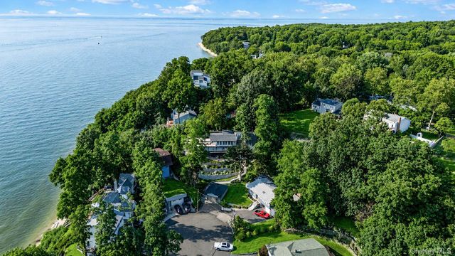 26 Argyle Drive, Northport, NY 11768