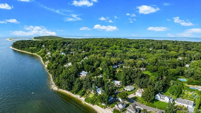 26 Argyle Drive, Northport, NY 11768