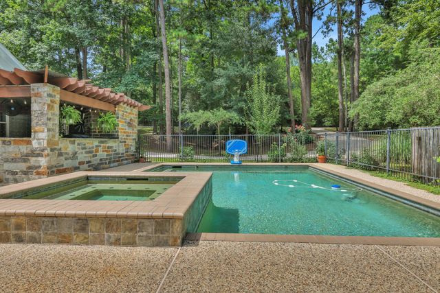 991 Kings Way, Coldspring, TX 77331