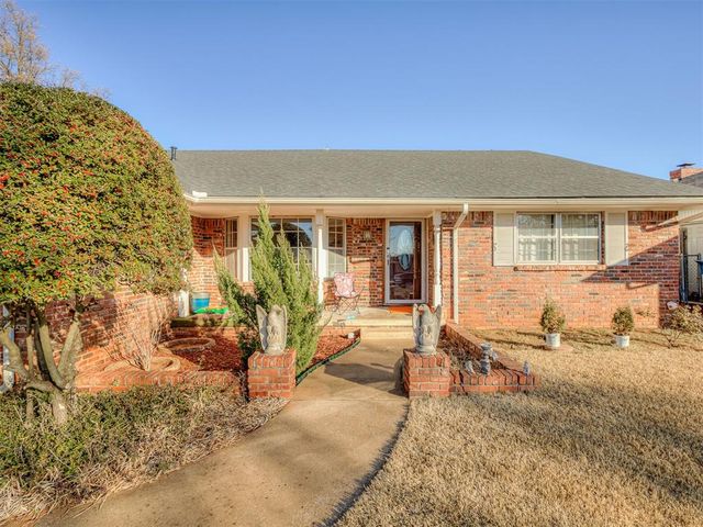 3652 Sunvalley Drive, Midwest City, OK 73110