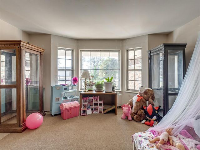 3652 Sunvalley Drive, Midwest City, OK 73110