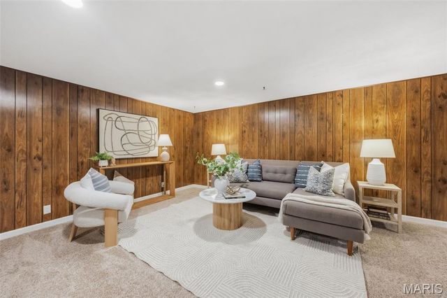 165 Saddleford Drive, Chesterfield, MO 63017