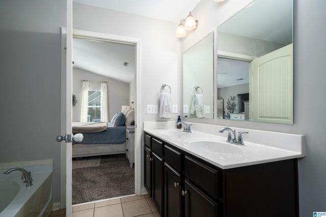 1061 MEDINAH DRIVE, Calera, AL 35040