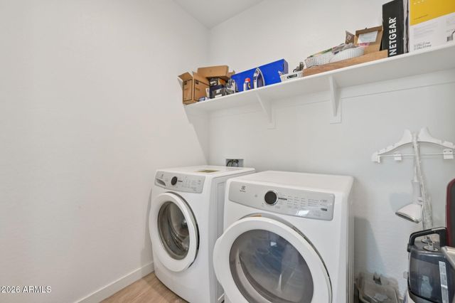 1545 W CARMEN Street, Phoenix, AZ 85041