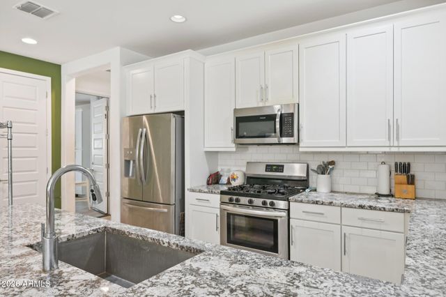 1545 W CARMEN Street, Phoenix, AZ 85041