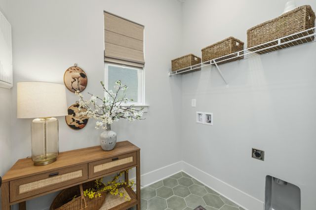 821 Saint Clair Avenue, Thompsons Station, TN 37179
