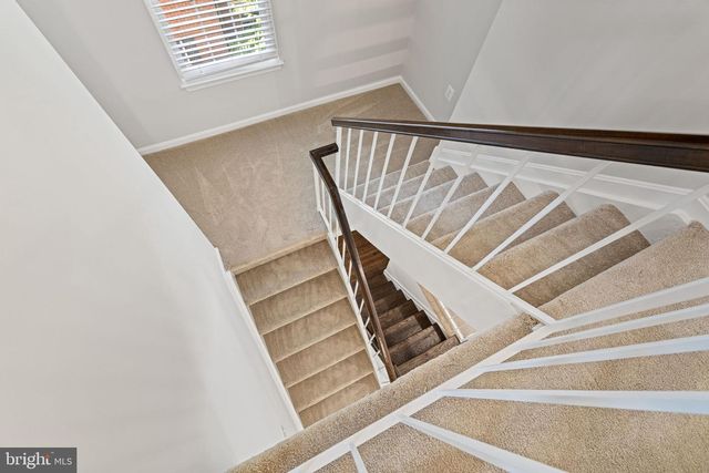 7867 WINTERCRESS LN, Springfield, VA 22152