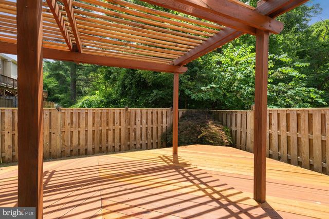 7867 WINTERCRESS LN, Springfield, VA 22152