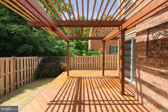 7867 WINTERCRESS LN, Springfield, VA 22152
