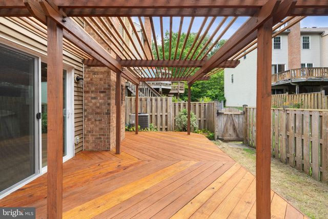 7867 WINTERCRESS LN, Springfield, VA 22152