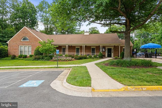 7867 WINTERCRESS LN, Springfield, VA 22152