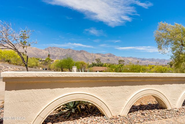 4644 N Avenida Del Cazador, Tucson, AZ 85718