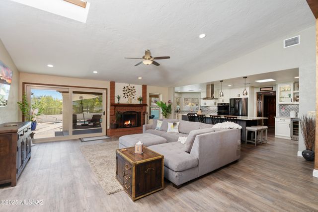 4644 N Avenida Del Cazador, Tucson, AZ 85718