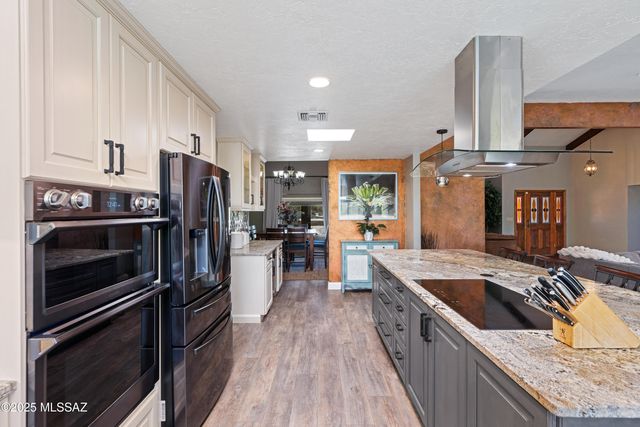 4644 N Avenida Del Cazador, Tucson, AZ 85718