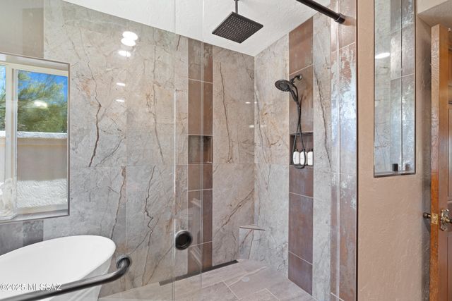 4644 N Avenida Del Cazador, Tucson, AZ 85718