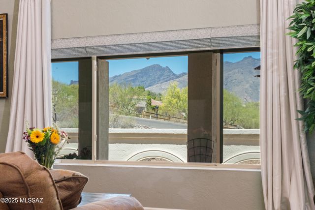 4644 N Avenida Del Cazador, Tucson, AZ 85718