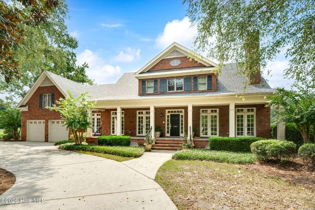 148 E Grandiflora Drive, Wallace, NC 28466