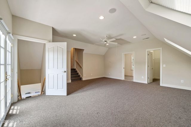 148 E Grandiflora Drive, Wallace, NC 28466