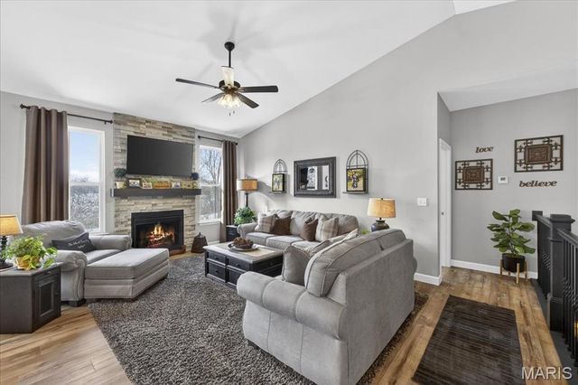 2002 Morningside Place, Maryville, IL 62062