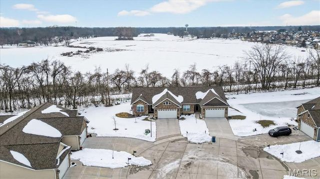 2002 Morningside Place, Maryville, IL 62062