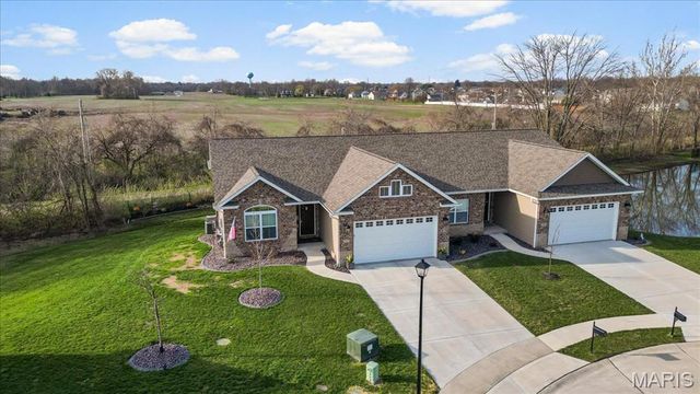 2002 Morningside Place, Maryville, IL 62062