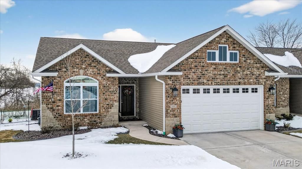 2002 Morningside Place, Maryville, IL 62062