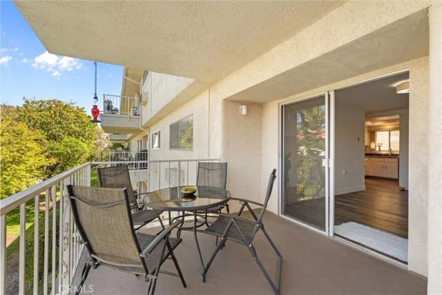 2389 Via Mariposa West 2A, Laguna Woods, CA 92637