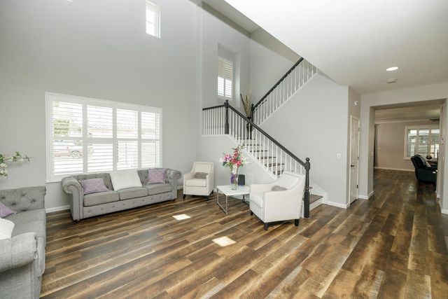 1766 Churchill Downs Cir, Oakdale, CA 95361