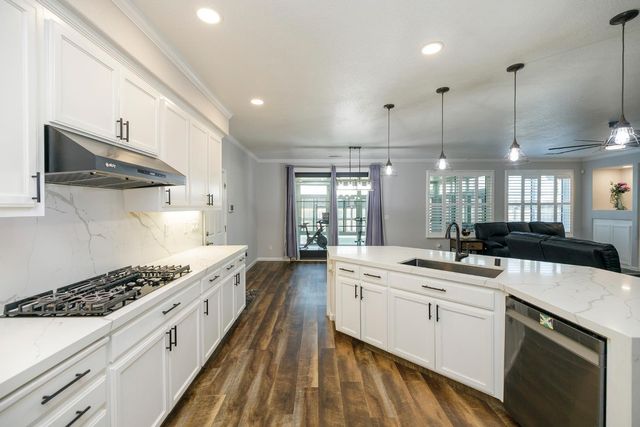 1766 Churchill Downs Cir, Oakdale, CA 95361