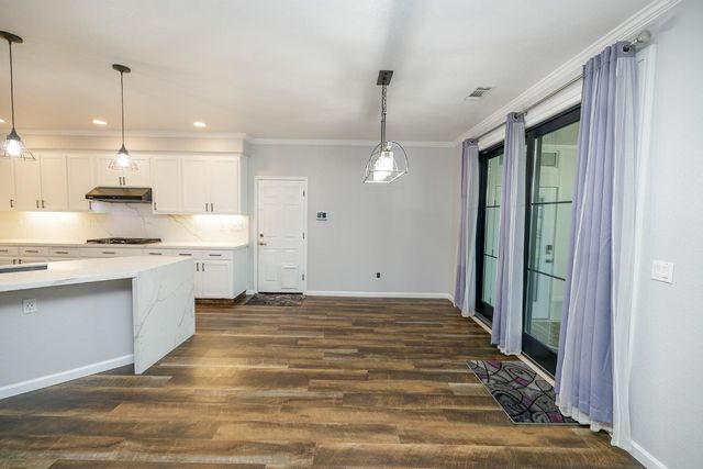 1766 Churchill Downs Cir, Oakdale, CA 95361