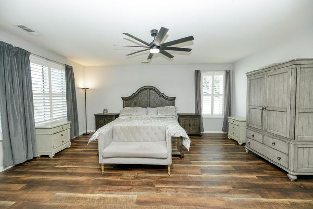 1766 Churchill Downs Cir, Oakdale, CA 95361