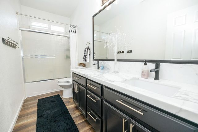 1766 Churchill Downs Cir, Oakdale, CA 95361