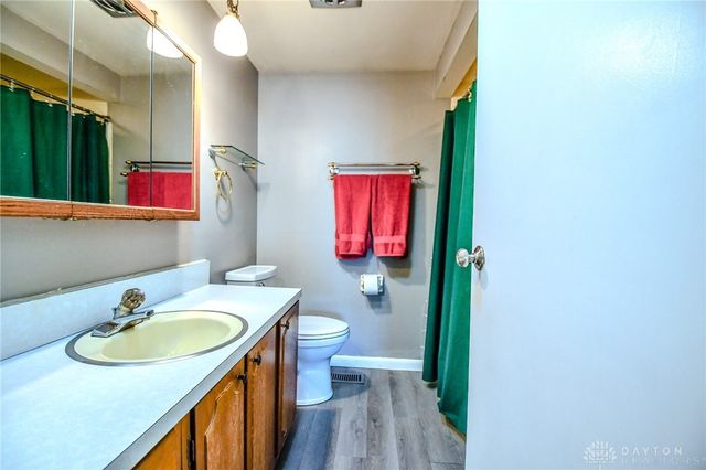 906 New England Avenue, Dayton, OH 45429