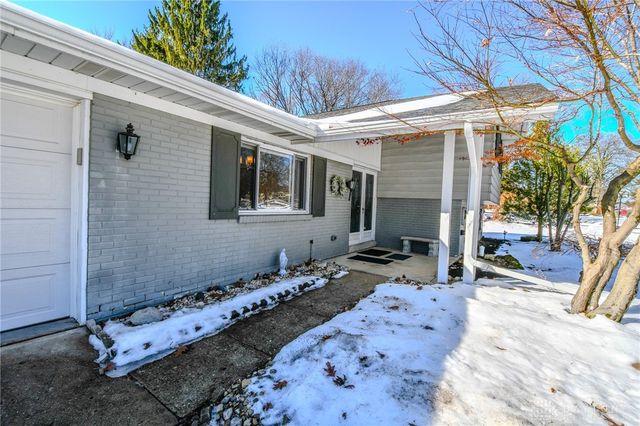 906 New England Avenue, Dayton, OH 45429