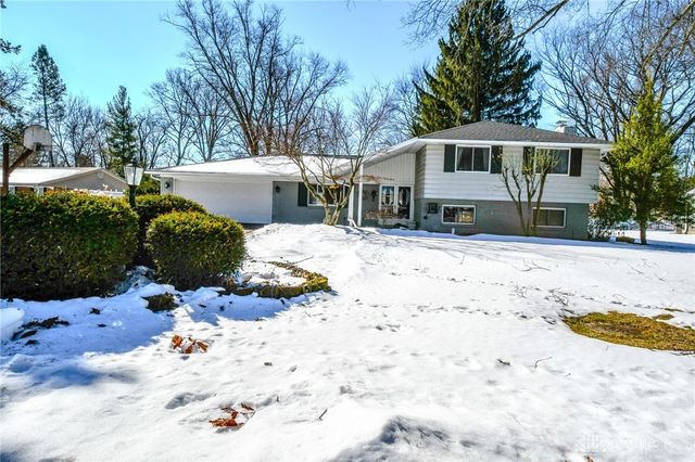 906 New England Avenue, Dayton, OH 45429