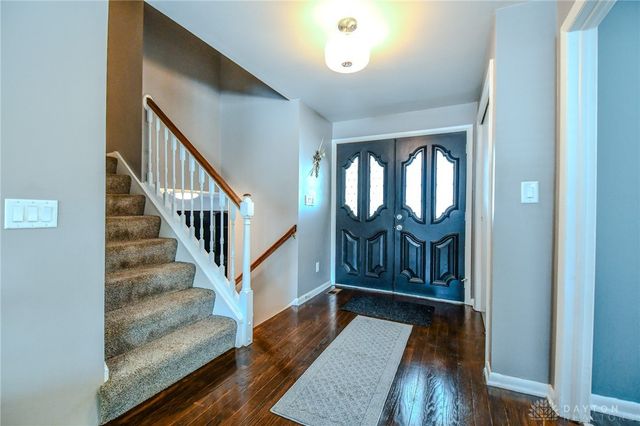 906 New England Avenue, Dayton, OH 45429