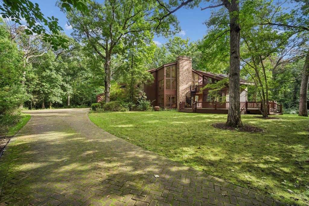 3135 Shagbark Lane, Long Grove, IL 60047 — exterior