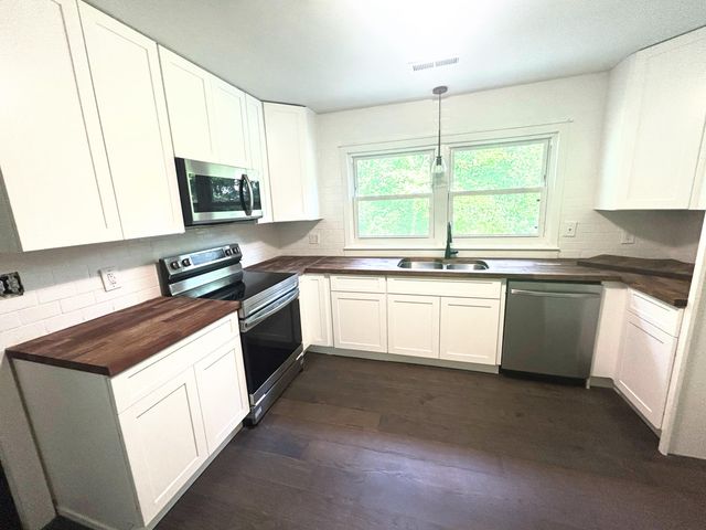 3706 Thrushwood Drive, Chattanooga, TN 37415