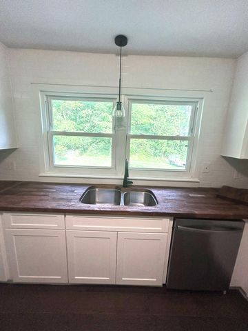 3706 Thrushwood Drive, Chattanooga, TN 37415