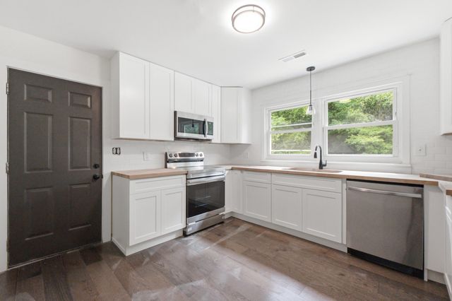 3706 Thrushwood Drive, Chattanooga, TN 37415