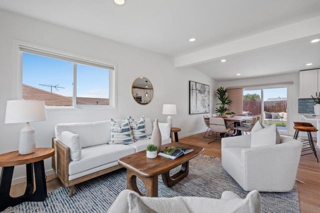 5646 Roanoke, San Diego, CA 92139
