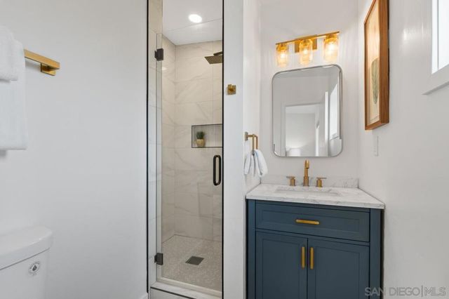 5646 Roanoke, San Diego, CA 92139