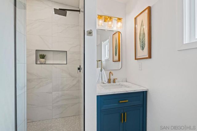 5646 Roanoke, San Diego, CA 92139
