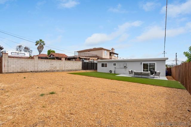 5646 Roanoke, San Diego, CA 92139