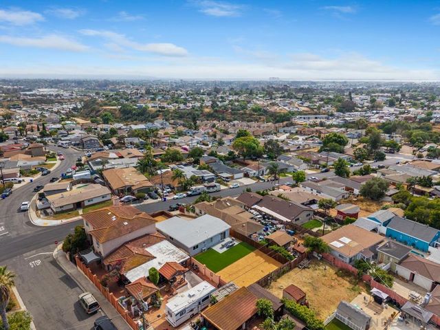 5646 Roanoke, San Diego, CA 92139