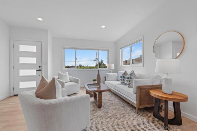5646 Roanoke, San Diego, CA 92139