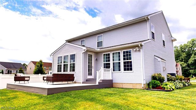 940 Longitude Lane, Amherst, OH 44001