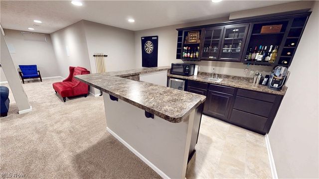 940 Longitude Lane, Amherst, OH 44001